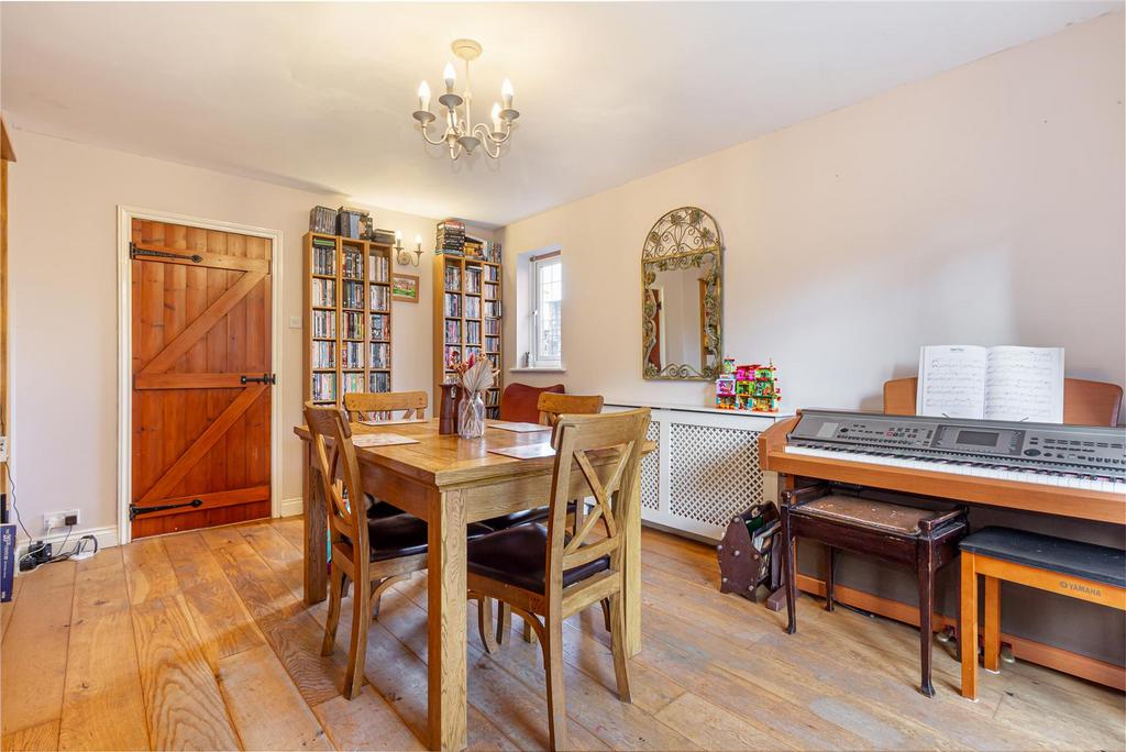 Dining-room-2.jpg