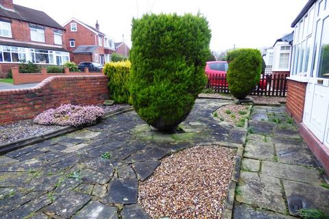 2 bedroom detached bungalow for sale, Bell Mount View, Leeds LS13