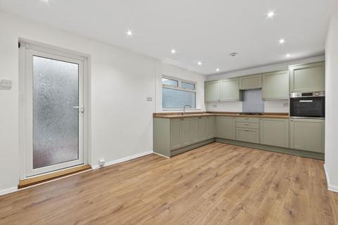 3 bedroom terraced house for sale, Shelley Road, Wellingborough NN8