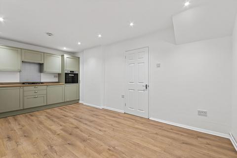 3 bedroom terraced house for sale, Shelley Road, Wellingborough NN8