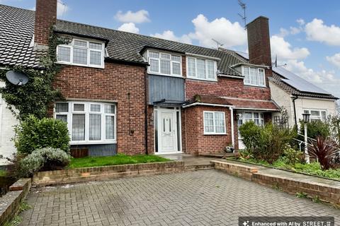 3 bedroom terraced house for sale, Salesbury Drive, Billericay CM11
