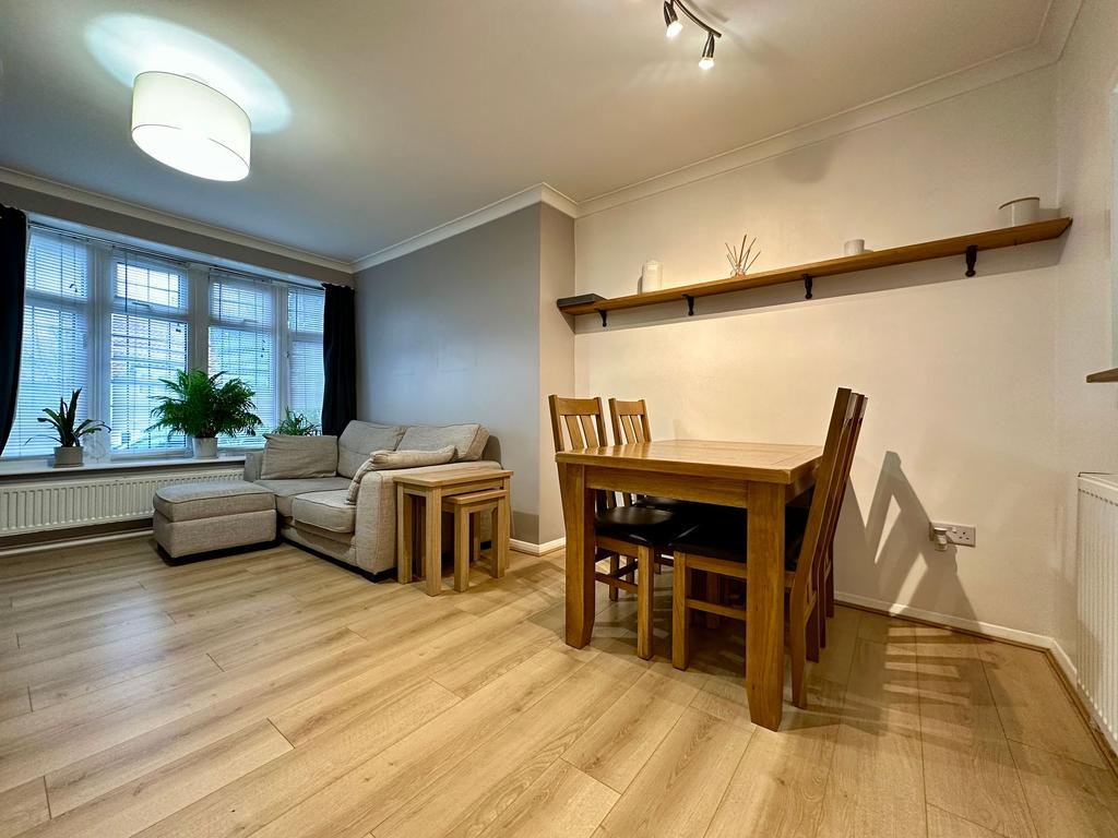 Lounge/Diner