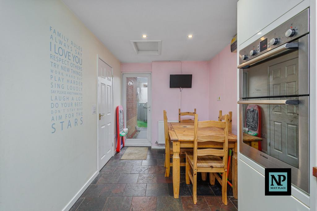 Kitchen / Dining Room