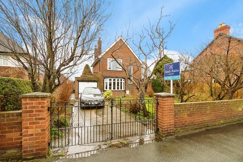 3 bedroom detached house for sale, Wood Street, Deeside CH5