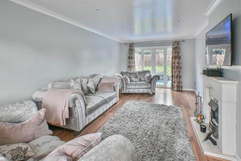 4 bedroom detached house for sale, Selwood Road, Brentwood CM14