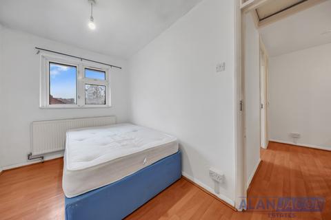 undefined, 247, London E13