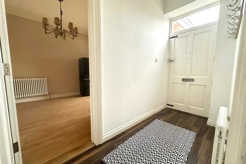 3 bedroom house to rent, Hedingham Road, Halstead, Essex, CO9