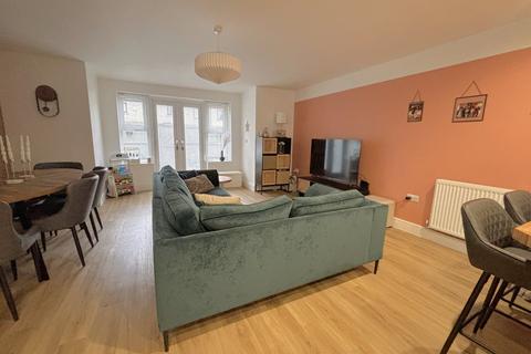 3 bedroom semi-detached house for sale, Stanley Street, Bingley, BD16