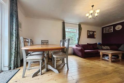 undefined, Northcott, Bracknell, Berkshire