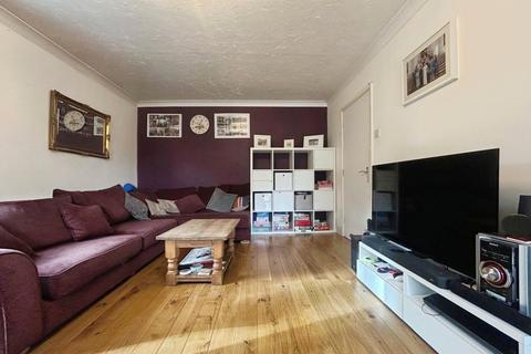 undefined, Northcott, Bracknell, Berkshire