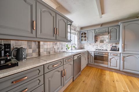 6 bedroom detached house for sale, Northcott, Bracknell, Berkshire