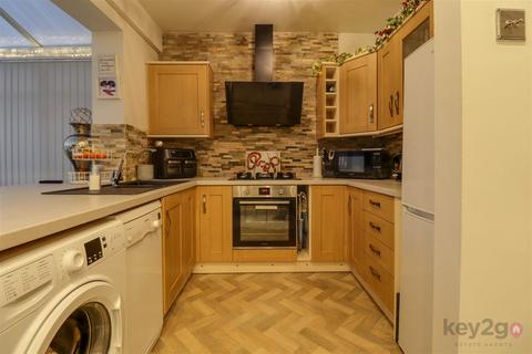undefined, Lound Road, Sheffield, S9