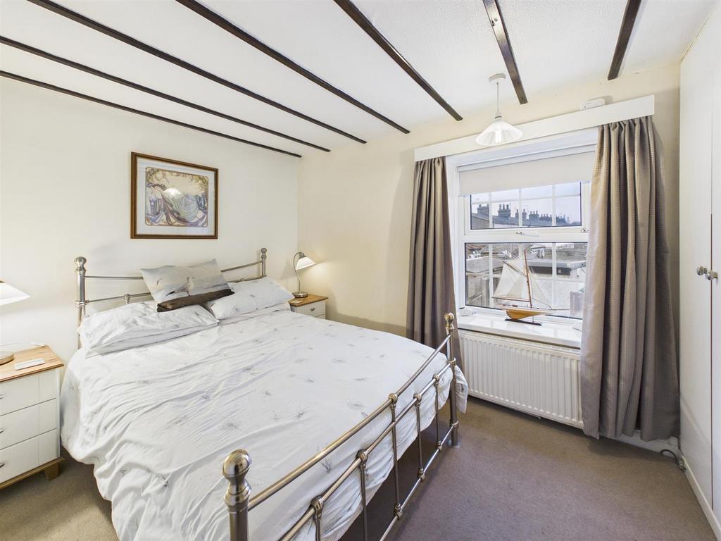 Bedroom: