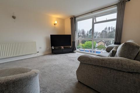 2 bedroom flat for sale, Waterford Road, Prenton CH43