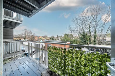 2 bedroom apartment for sale, Mill Green Road, Mitcham CR4