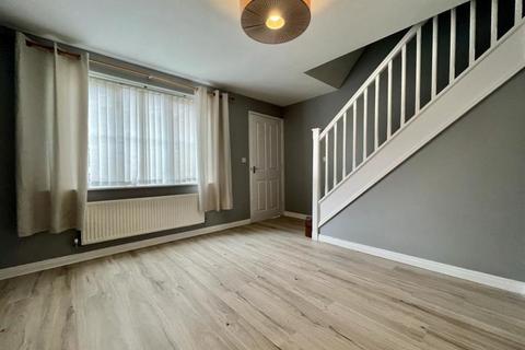 2 bedroom flat to rent, Stonefield Drive, Manchester, Greater Manchester, M8