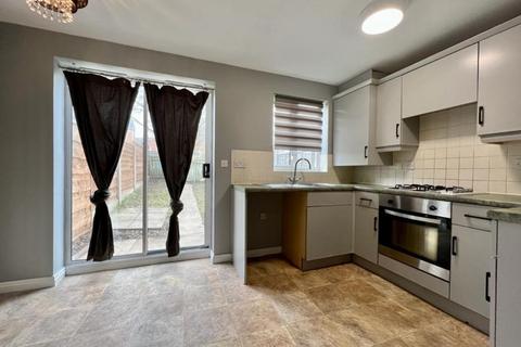 2 bedroom flat to rent, Stonefield Drive, Manchester, Greater Manchester, M8