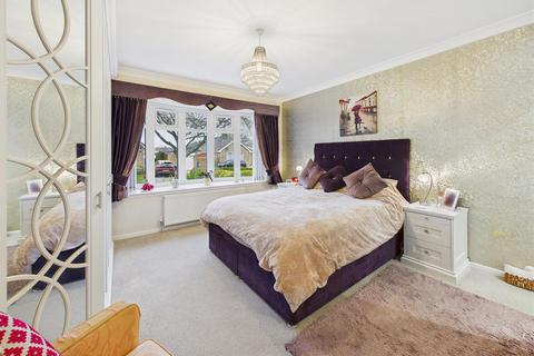 3 bedroom semi-detached bungalow for sale, Swanland Butts Close, Kirk Ella