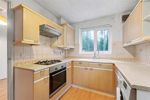 3 bedroom semi-detached house for sale, Honeysuckle Grove, Nottingham