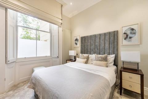 1 bedroom flat to rent, Kensington Gardens Square, Bayswater, London, W2