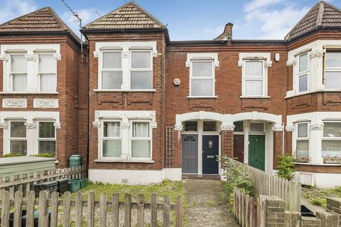 2 bedroom maisonette to rent, Marlow Road, London, SE20