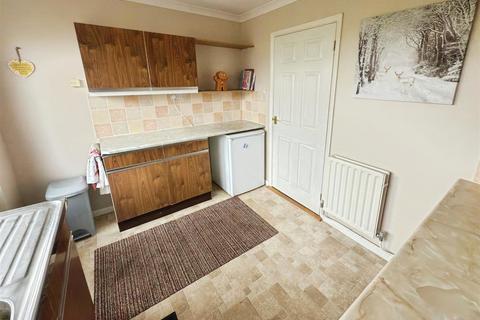 2 bedroom bungalow for sale, Clifford Drive, Oulton Broad, Lowestoft, Suffolk, NR33
