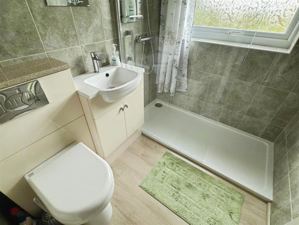 216ceef3-SHOWER 20 ROOM.jpg