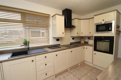 undefined, Chestnut Drive, Gilberdyke,