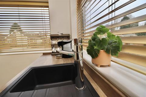 undefined, Chestnut Drive, Gilberdyke,