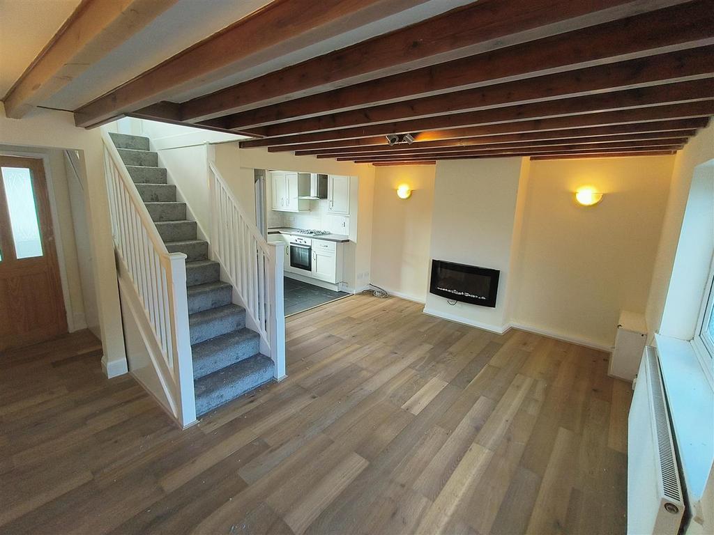 Livingroom.jpg