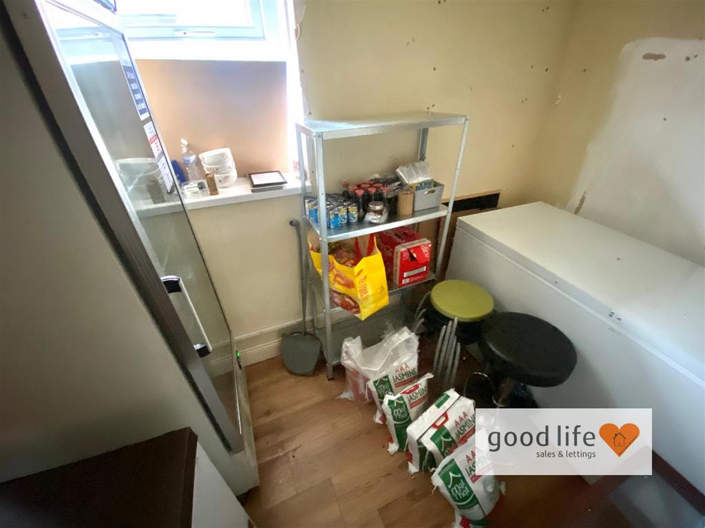 20260117 110852234 i OS12afordterrace.jpg