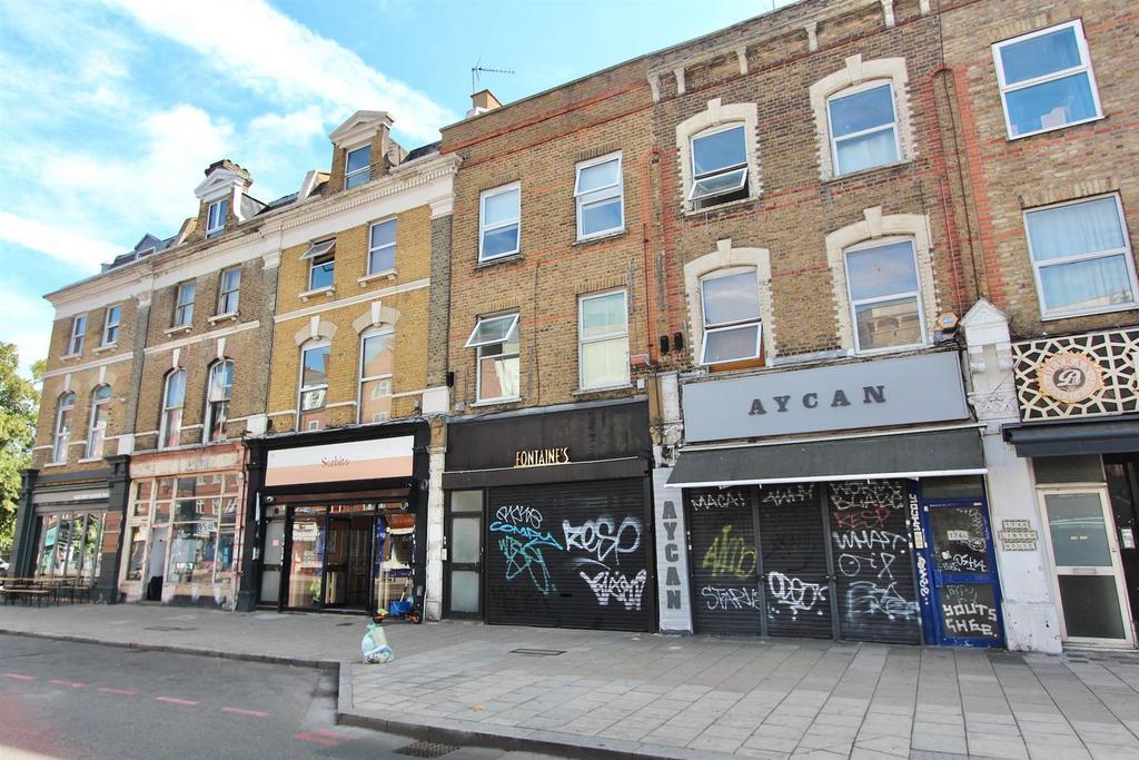 Stoke Newington Road, N16