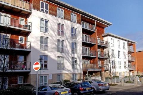 2 bedroom apartment to rent, Garway court, Matilda Gardens, Bow E3