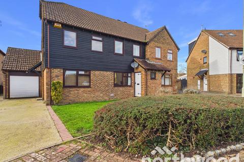 2 bedroom terraced house for sale, Old Orchard, Ashford, Ashford, TN23