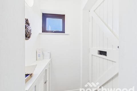 2 bedroom terraced house for sale, Old Orchard, Ashford, Ashford, TN23