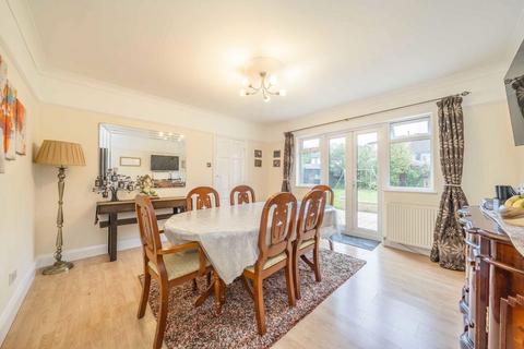 undefined, Leigham Drive, Isleworth TW7