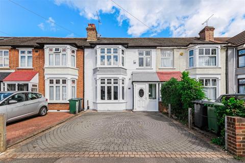 3 bedroom terraced house for sale, Marmion Avenue, Chingford