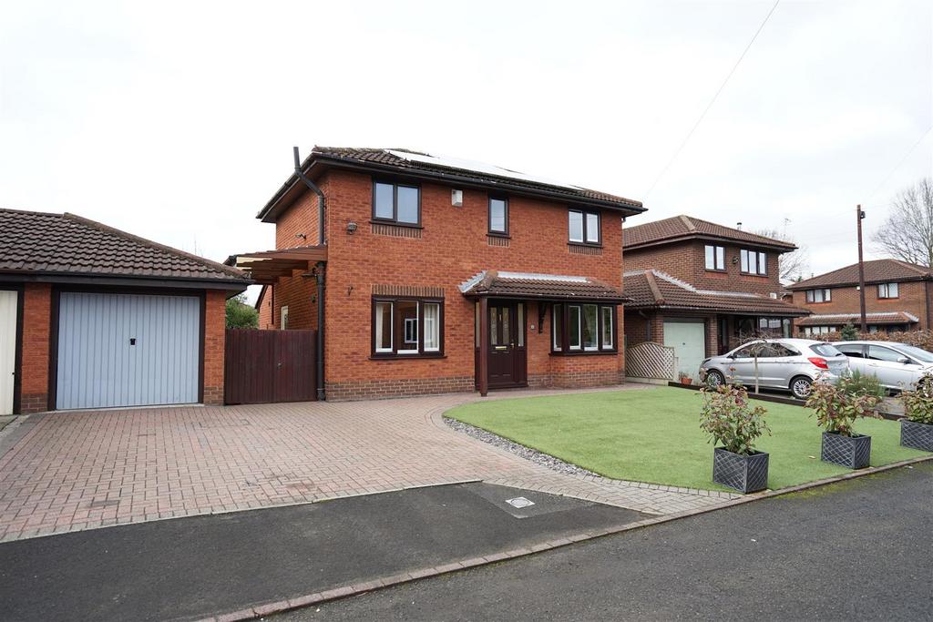 Front Aspect &amp; Garage