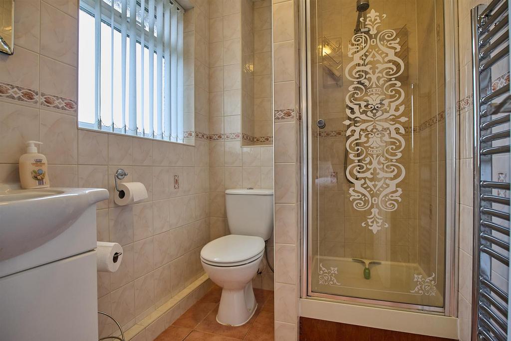 En suite shower room