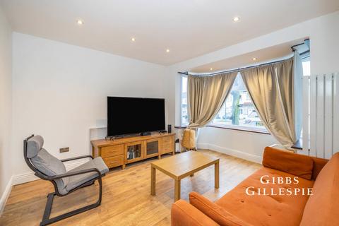 4 bedroom terraced house to rent, Turner Road, Edgware, HA8