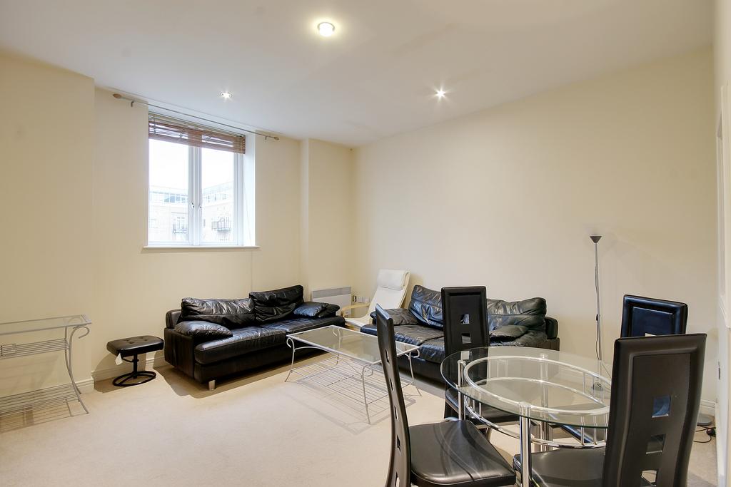 Living room 1