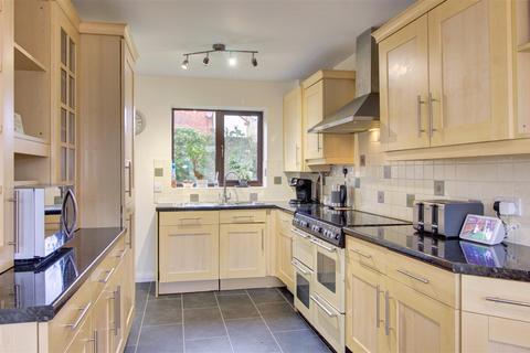 3 bedroom detached house for sale, Hanks Close, Malmesbury