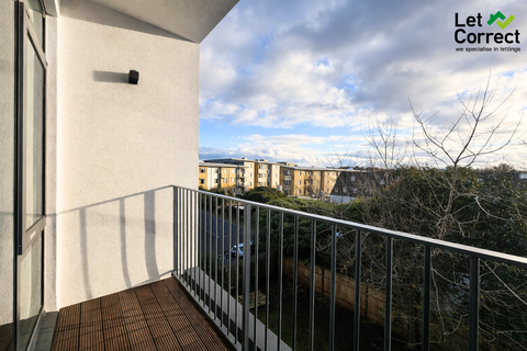 1 bedroom apartment to rent, 120 Bridge Road, Chertsey KT16