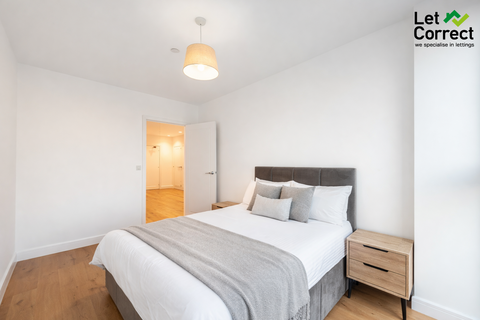 1 bedroom apartment to rent, 120 Bridge Road, Chertsey KT16