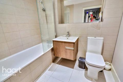 2 bedroom flat to rent, Chatham Street, LEICESTER