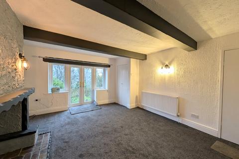 2 bedroom end of terrace house to rent, Longwood Road, Longwood, Huddersfield, West Yorkshire, HD3