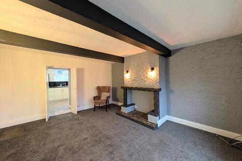 2 bedroom end of terrace house to rent, Longwood Road, Longwood, Huddersfield, West Yorkshire, HD3