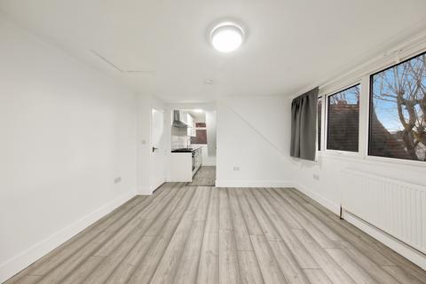 undefined, West Lodge Avenue, Acton W3