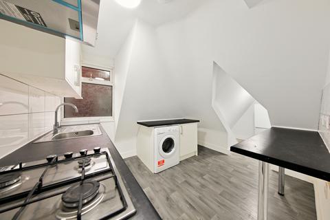 undefined, West Lodge Avenue, Acton W3