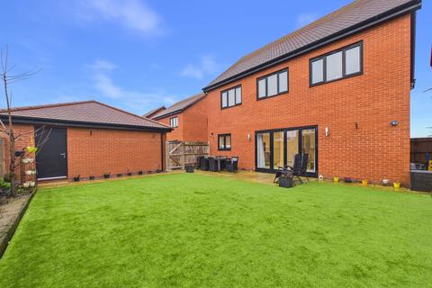 5 bedroom detached house for sale, Worthington Grove, Hampton Water, PE7